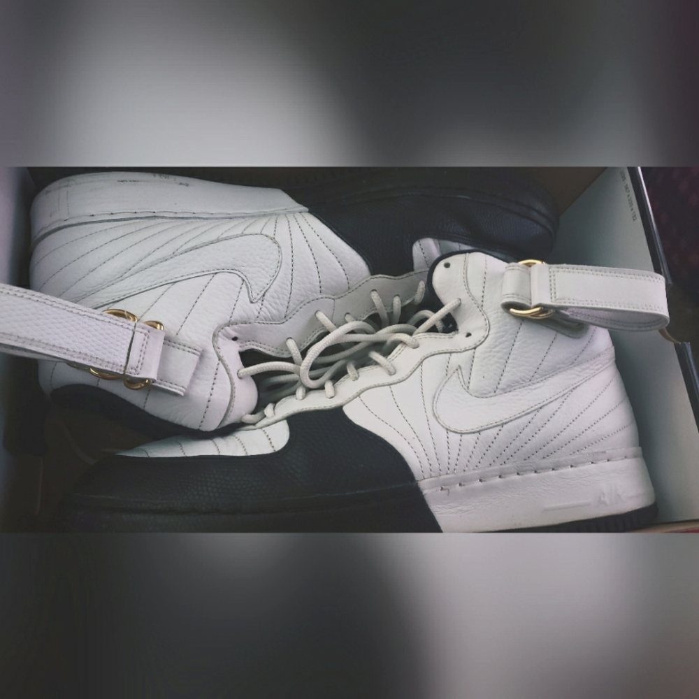 Air jordan/AF1 fusions taxi 12s